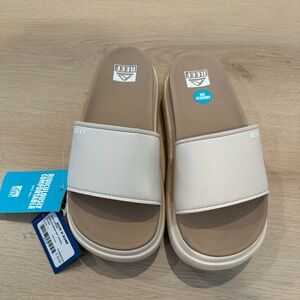 Reef Cushion Bondi Bay Cream and Tan Platform Slides